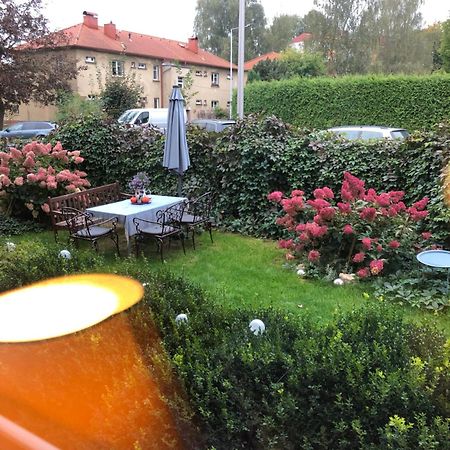 Pension A Restaurace Filip II マリアーンスケー・ラーズニェ エクステリア 写真