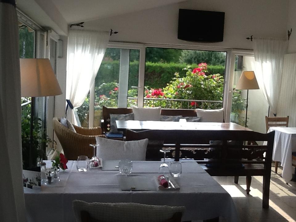 Pension A Restaurace Filip II マリアーンスケー・ラーズニェ エクステリア 写真